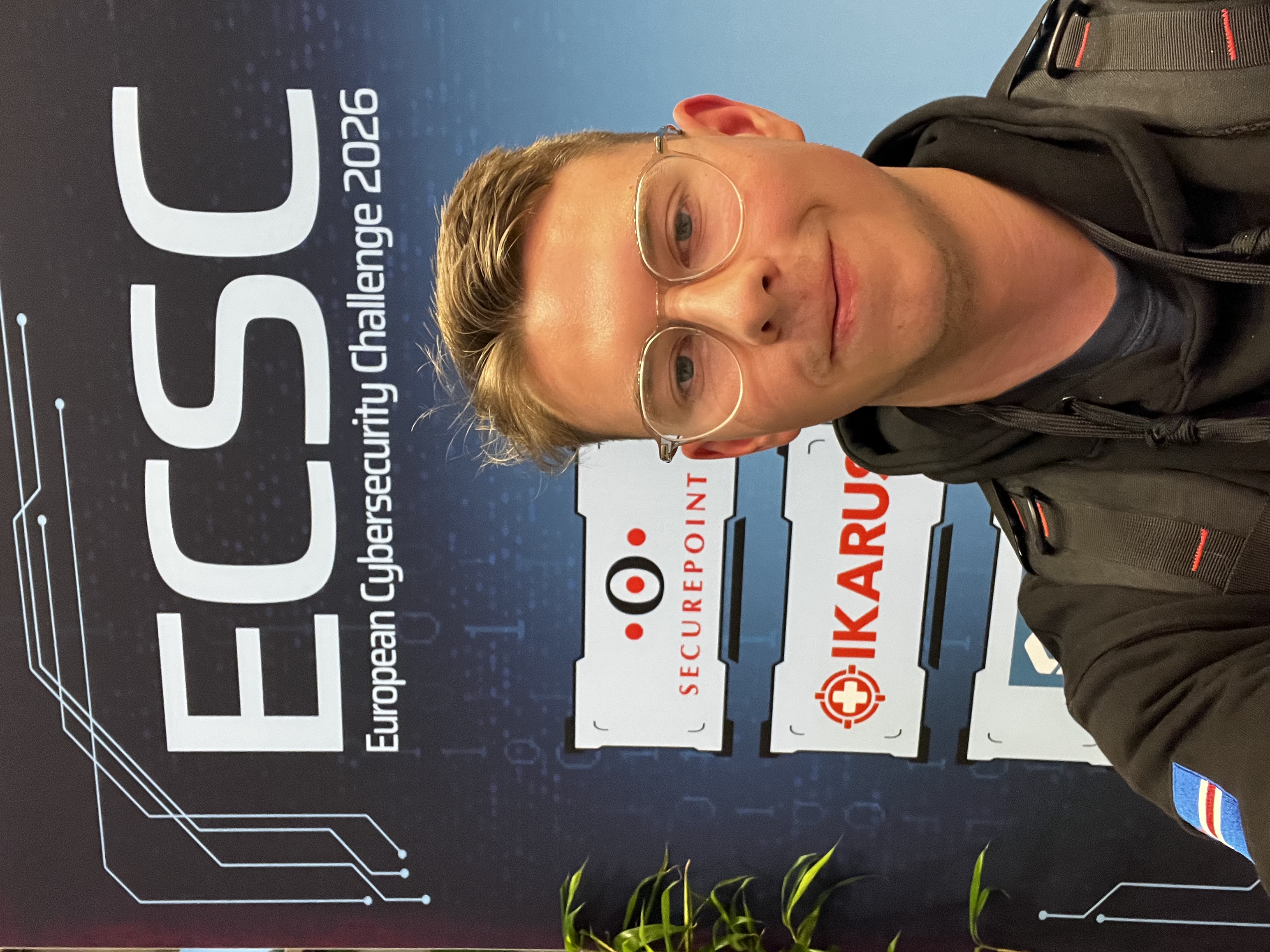 Thumbnail for the article 'ECSC 2026, Day 1: Getting to Bochum'